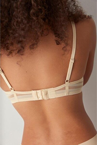 Penti Lift Up bézs melltartó