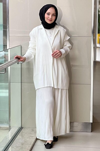 Ghisa Pleated Jacket and Pants Set