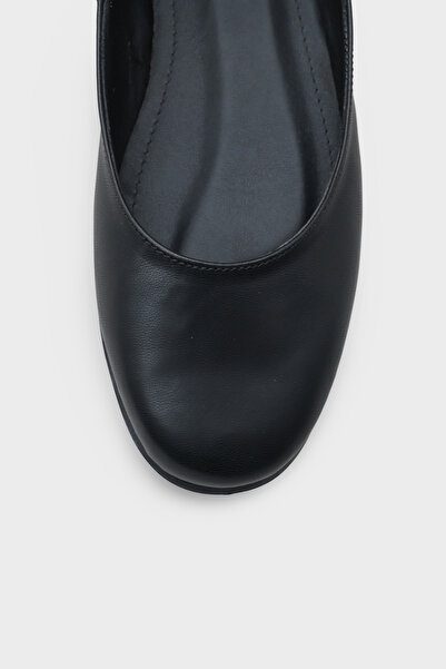 Capone Outfitters Helaine Women's Ballet Flats