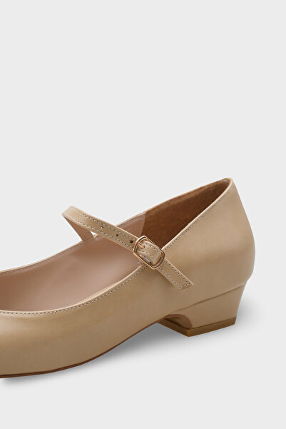 Capone Outfitters Darline Low Heel Blunt Toe Strap Mary Jane Women's Shoes