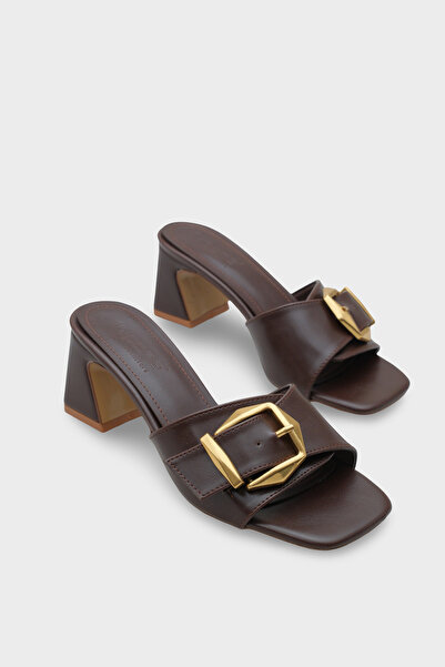 Capone Outfitters Susanne Women's Mid-Heeled Metal Buckle Slippers