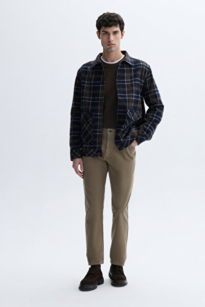 Mudo Straight Fit Pants