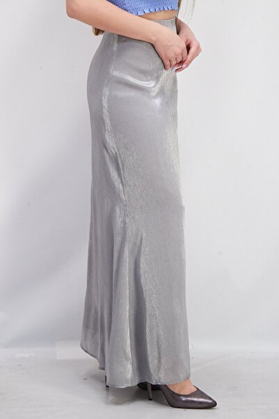 NA-KD Women Shiny Flowy Maxi Skirt, Grey Silver