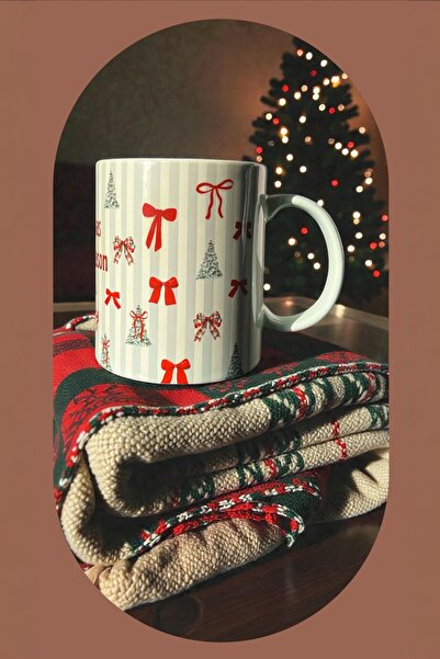 DVOYAGE Cozy New Year's Cup - Patterns Reflecting the New Year's Spirit