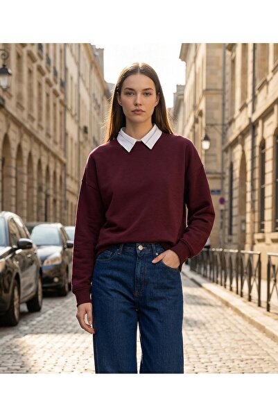 Amia&Co. Burgundy Removable Shirt Collar Fleece-Lined Printed Oversized Sweatshirtv