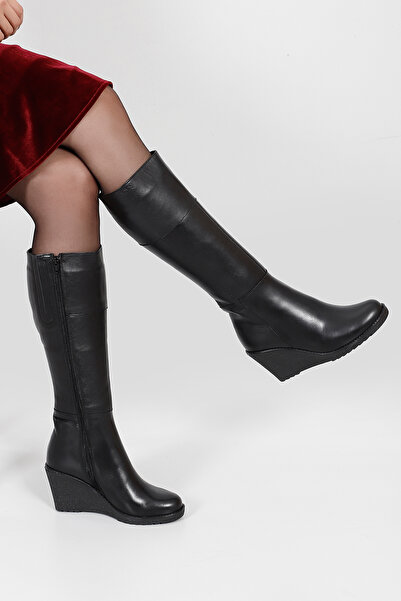 GÖNDERİ(R) Dámské/dívčí černé kozačky na klínovém podpatku z pravé kůže