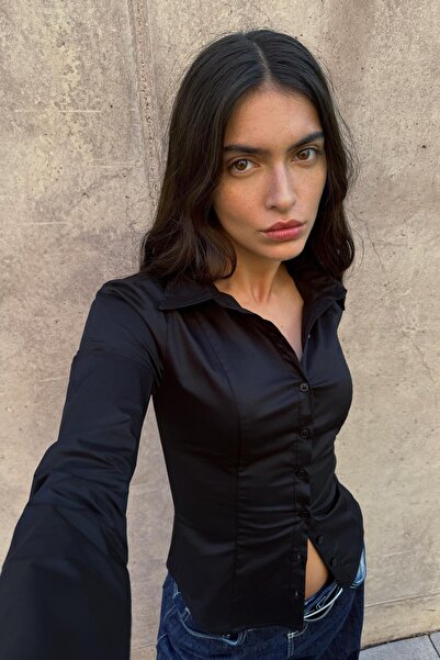 Bershka Çan kollu vücuda oturan gömlek