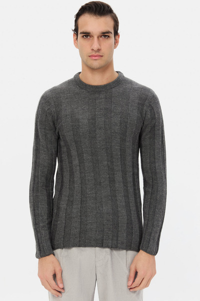 Twn Slim Fit Black Rib Knit Sweater