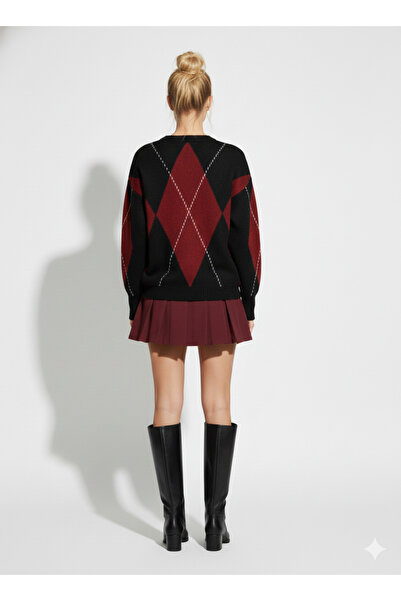 ribana Crew Neck Diamond Pattern Soft Thick Sweater