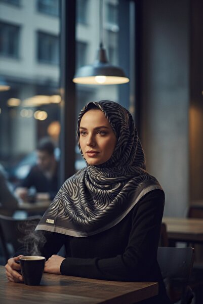 Onur وشاح - منتج جديد، وشاح شتوي من الكشمير في دبي، يحافظ على الدفء، قماش سمي...