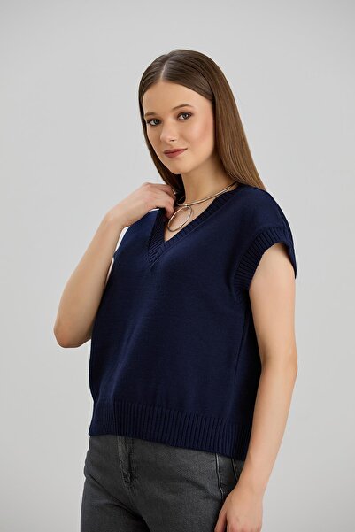 Sortie Дамски пуловер с редовна кройка и средна дължина в тъмносин цвят