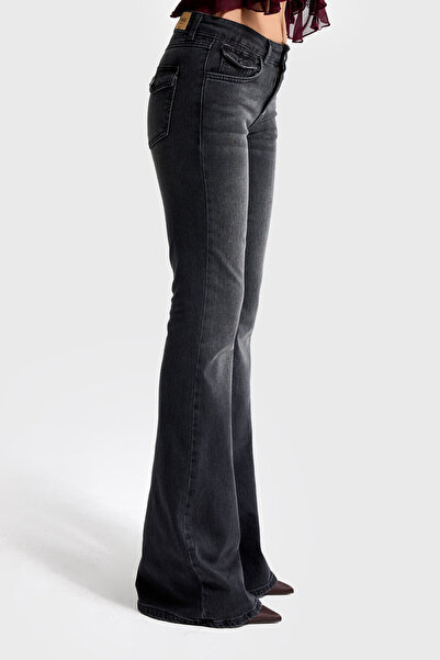 it's basic Dámské tmavě kouřové barvy 2w5-1 SLN05 Midrise Flare Fit Flexibilní tkanina Vnitřní délka 83 cm Denim Jean