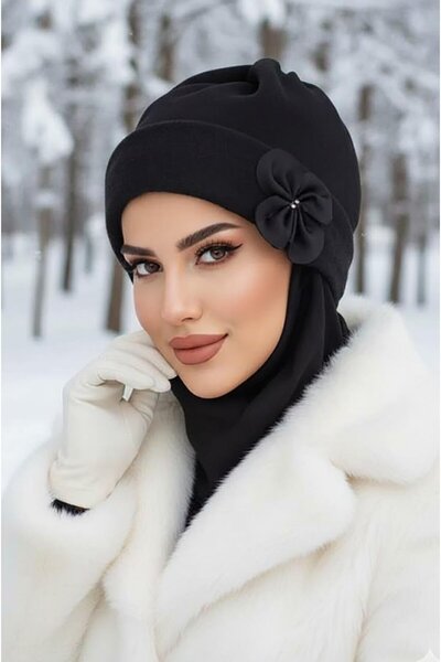 Aişe tesettür Siyah Çiçek Maskeli Bere