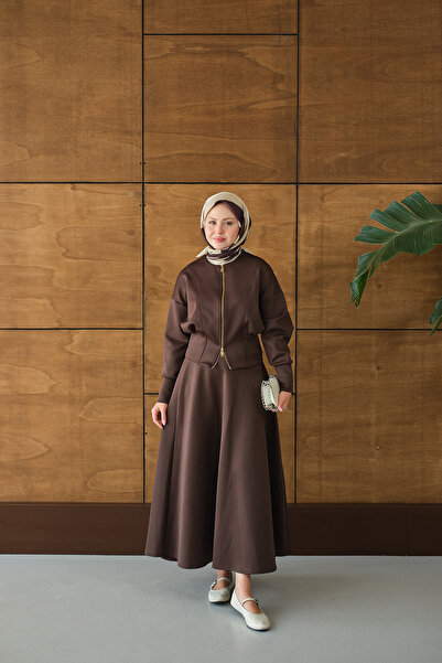 LOCCO Γυναικείο κοστούμι με λεπτομέρεια κορσέ στη μέση καφέ