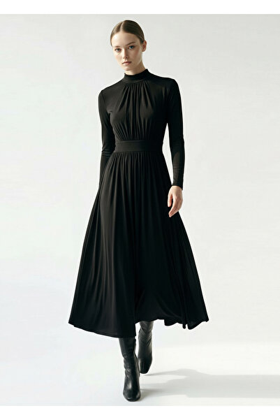 Exquise Turtleneck Long Sleeve Midi Knitted Regular Dress