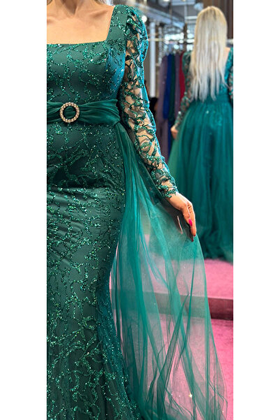 Abiyeniall Dlouhé večerní šaty s dlouhým rukávem rovného střihu v petrolejové barvě 7363