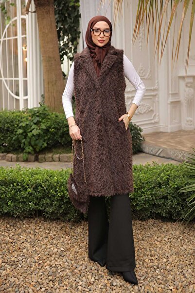 İmajButik Кафява чанта с подарък – жилетка от изкуствена ангорска кожа