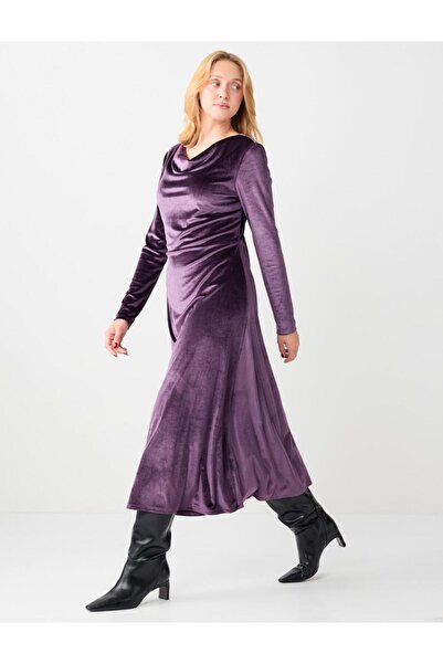 Jimmy Key Rochie lungă din catifea din material subțire cu mâneci lungi și decolteu în formă de prune
