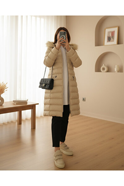 HİJABAYA Пухено палто с качулка
