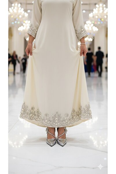 SMS Women's shoes with a zircon bow design on the side, elegant and comfortable to wear.