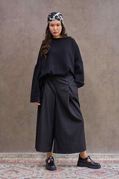 KÜÇÜĞÜM BUTİK Black Striped Pleated Polyviscose Trousers