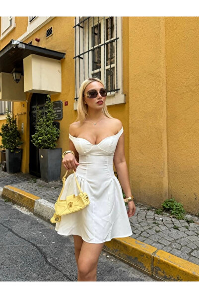 VİSKALİ Kadın Lastikli Omzu Açık Göğüs Detaylı Fermuarlı Mini Boy Beyaz Elbise