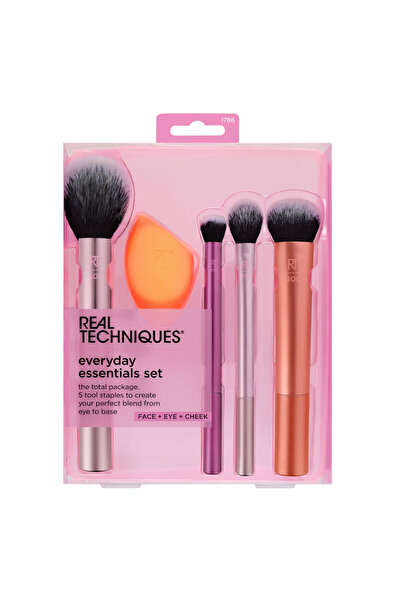 Real Techniques Everyday Essentials Makeup Brush Set, Makeup Sponge + 4 Brushes, Multicolor