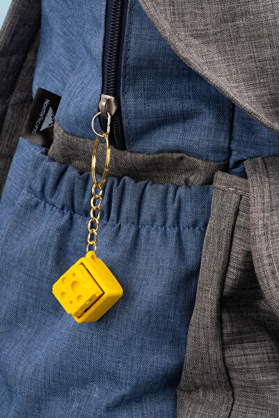 Flexilab Creative سلسلة مفاتيح مضغوطة على شكل جبنة من كليكرز - إكسسوار لتزيين...