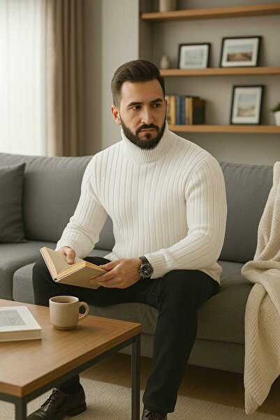 Daniel Lucci Men's Plus-Size Loose-Fit Turtleneck High-Neck Sweater