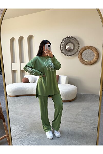 Moda İkra Γυναικείο κοστούμι με κέντημα στο επάνω μέρος και λεπτομέρεια στο κάτω μέρος