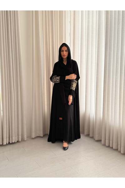 AYA mw1319 عباية سوداء نص كلوش بتطريز عسيري