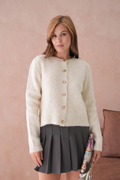 Park Karon Women's Crew Neck Button Detailed Soft Textured Fleece-Lined Knitwear Jacket