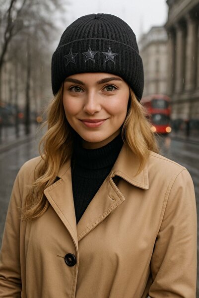 MARBERRY Beretă neagră din piele împletită cu stea brodată pentru femei