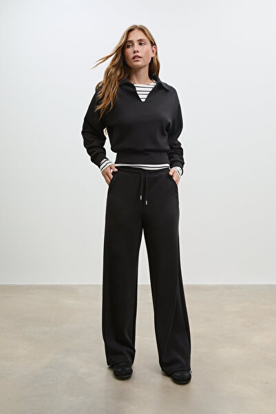 Stradivarius Soft-touch Sweatshirt