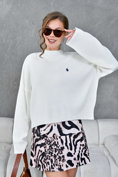 Park Karon Women's Mock Neck Oversized Embroidered Knitwear Sweater