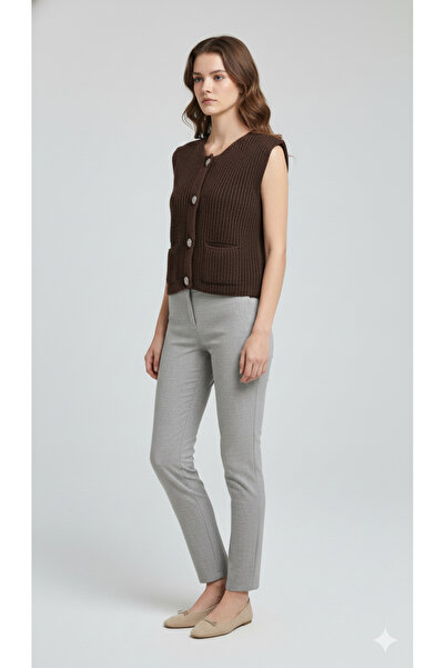 H&A İSTANBUL Knitted Sweater Vest |   Stylish and Warm Women's Knit Vest with Buttons and Pocket Detail
