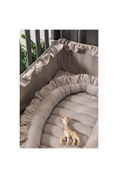 LITTLE ANGEL - Baby Lounger Nest – Newborn Infant Sleeper Pod Bed With Ruffle