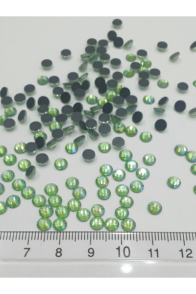 CRYSTALSHOP Hotfix Piatră Ss20 Peridot AB (100 GRAME - 1440 BUCĂȚI)