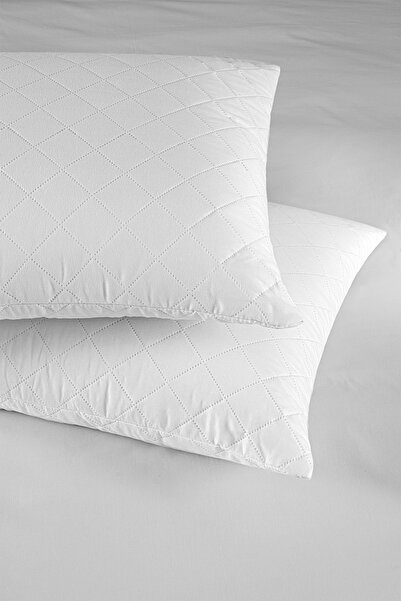 Pierre Cardin 2-Piece Quilted Pillow