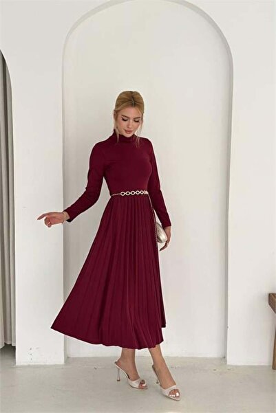 Dipmoda Kadın dik yaka uzun kollu piliseli midi elbise DPK4400