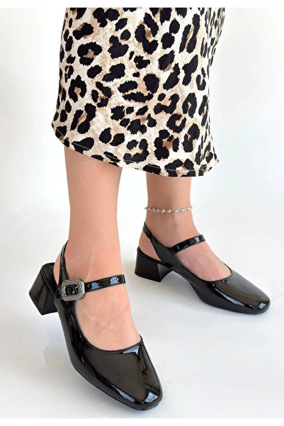 Butik Women's Gowe Black Patent Leather Heeled Shoes