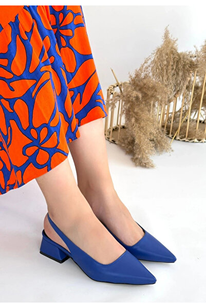 Butik Women's Blue Leather Heeled Shoes.