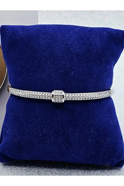 Mosso Steel سوار فضي اللون من الزركون مع مشبك فولاذي