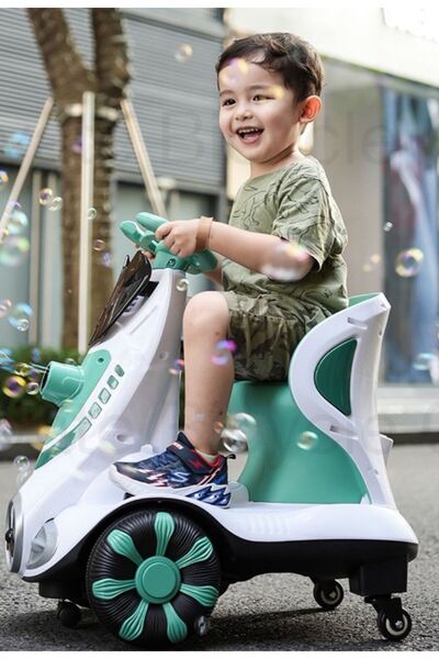 Generic Electric scooter for kids with a built-in soap bubble pump