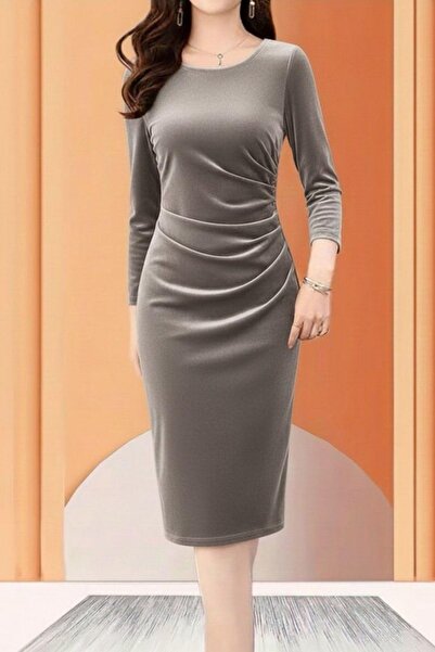 Mossta Μίντι βελούδινο φόρεμα με μακρυμάνικο πέτρινο στολισμό - Καφέ