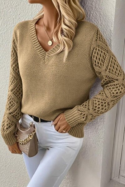 Mossta Πλεκτό πουλόβερ με λαιμόκοψη σε σχήμα V με λεπτομέρεια δαντελωτή πλέξη μανίκια - Καφέ