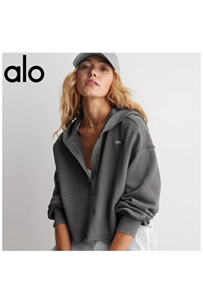 Alo سويت شيرت نسائي، بلوزة بأكمام طويلة ورقبة على شكل حرف V وأكمام منسدلة على...