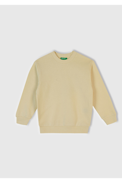 United Colors of Benetton Boy's Cream Multicolor Printed Relaxed Fit Sweatshirt