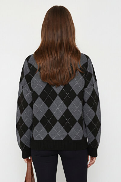 Butik Women's Grey Argyle Patterned Bearded Knitwear Sweater - Crew Neck Soft Textured Fuzzy Women's Sweater