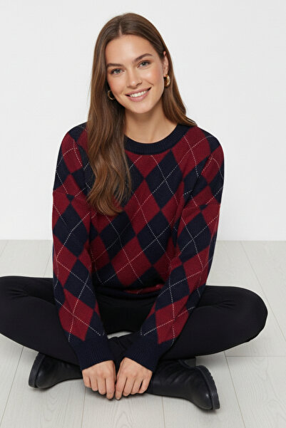 civetta Women's Burgundy Argyle Patterned Bearded Knitwear Sweater - Crew Neck Soft Textured Fuzzy Women's Sweater